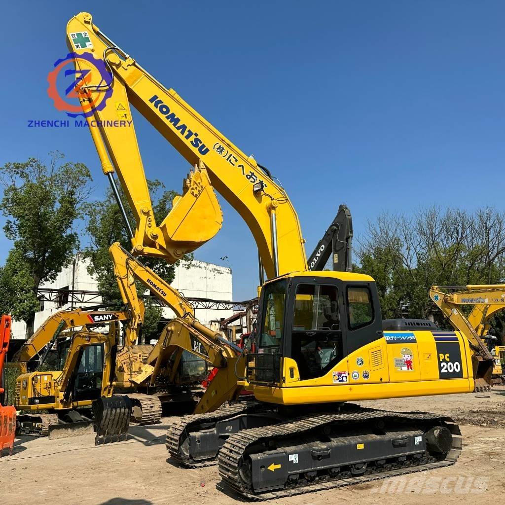 Komatsu PC 200-7 Гусеничные экскаваторы
