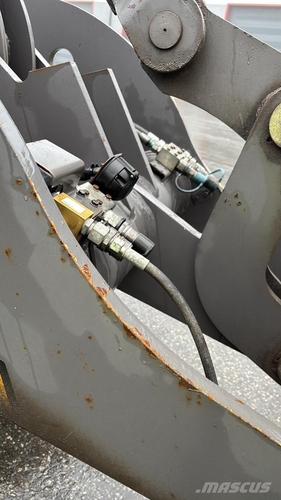 Volvo L35B Фронтальные погрузчики