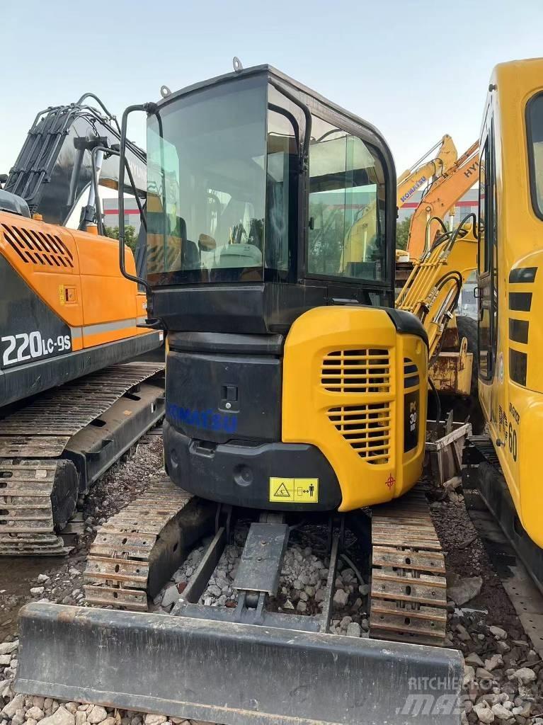 Komatsu PC 30 Гусеничные экскаваторы