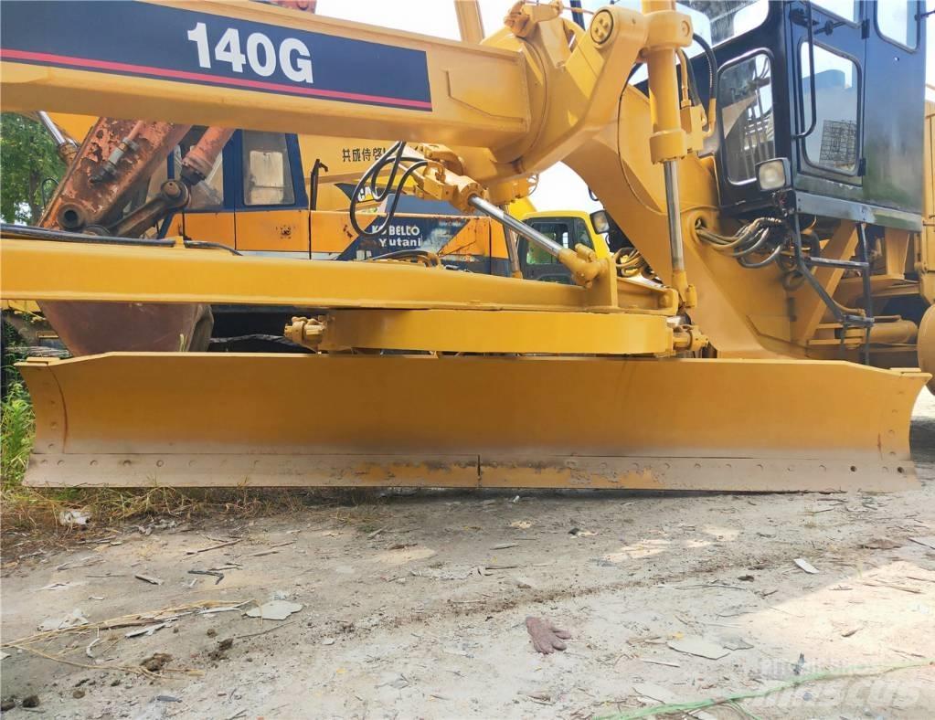 CAT 140G Грейдеры