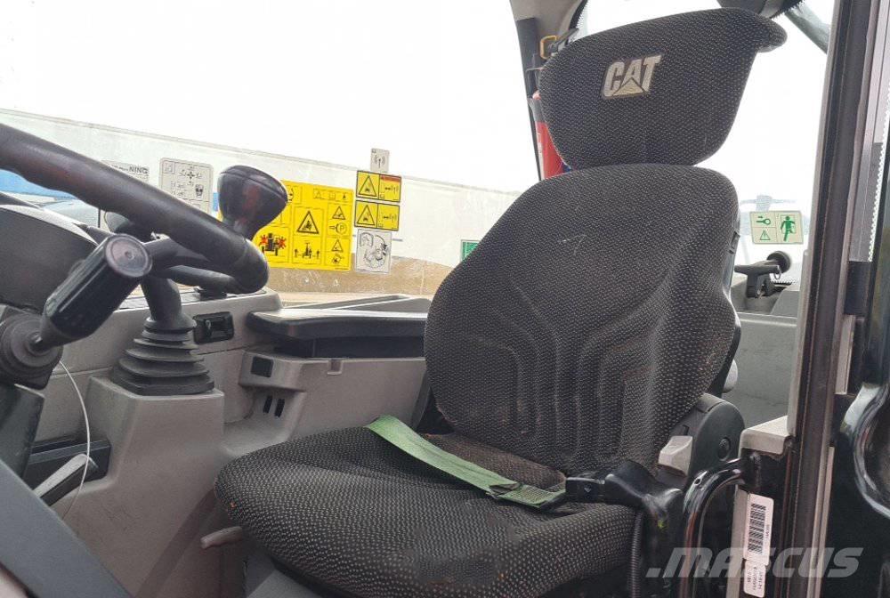 CAT TH 408 D Сельскохозяйственные телескопические погрузчики