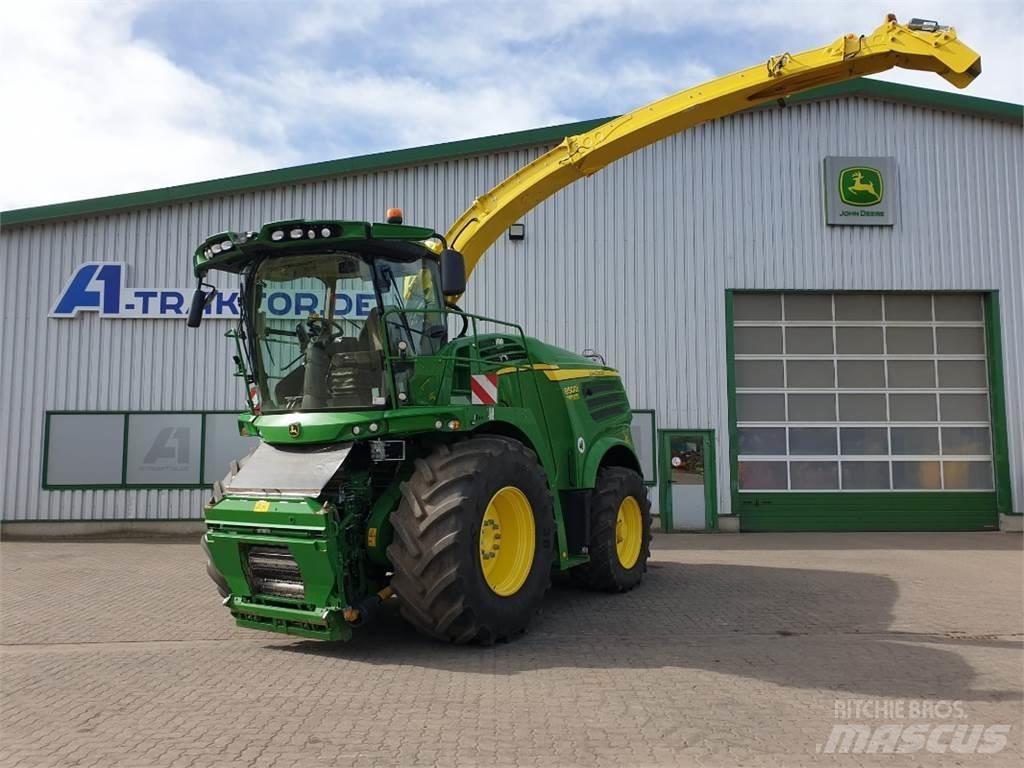 John Deere 8500 Прицепные кормоуборочные комбайны
