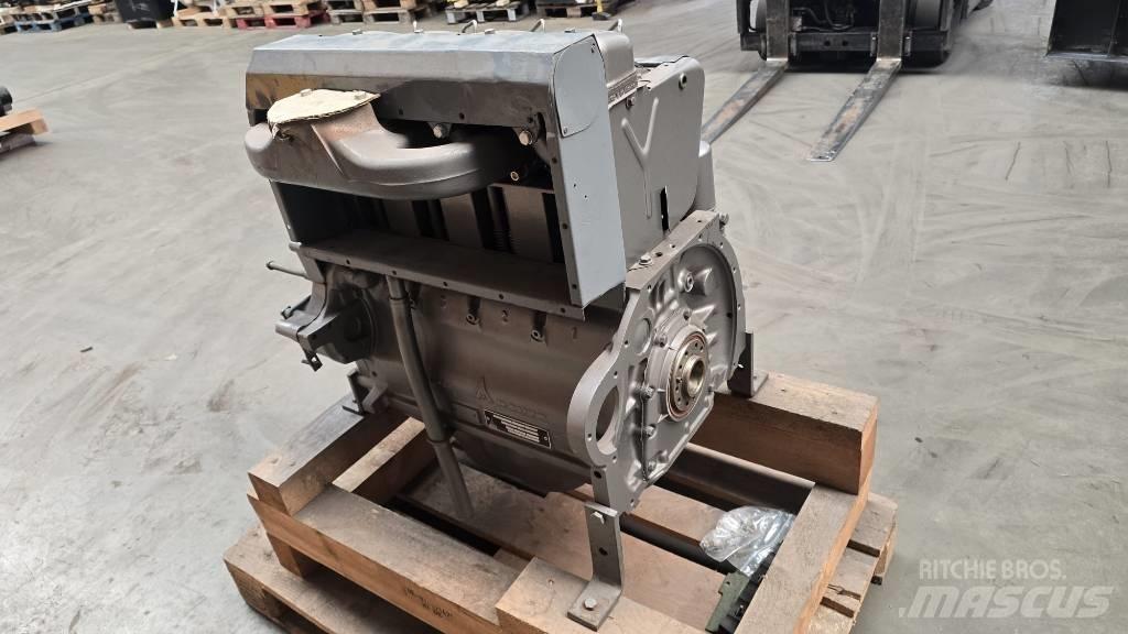Deutz F4L912 Двигатели