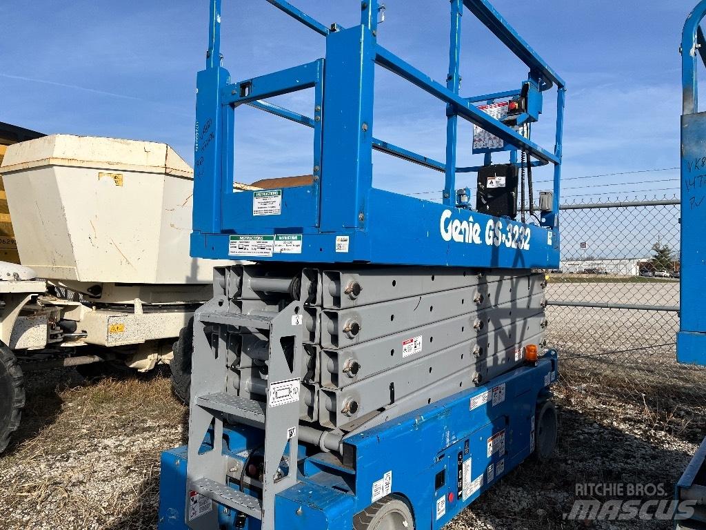 Genie GS 3232 Ножничные подъемники