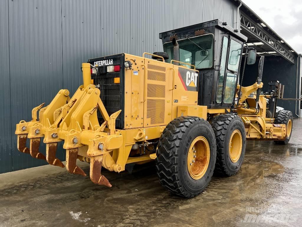 CAT 140K Грейдеры