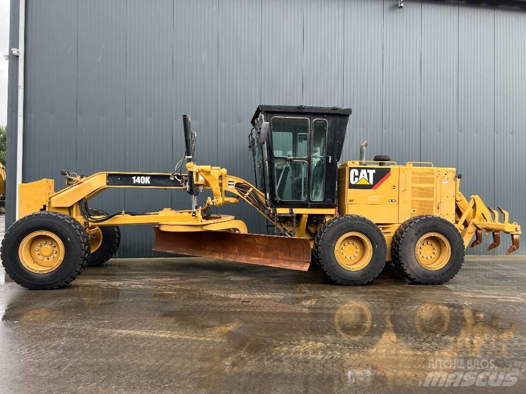 CAT 140K Грейдеры