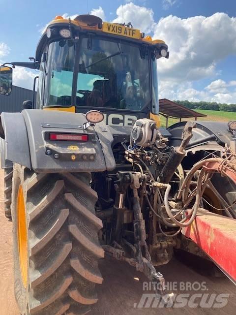 JCB Fastrac 4220 Трактора