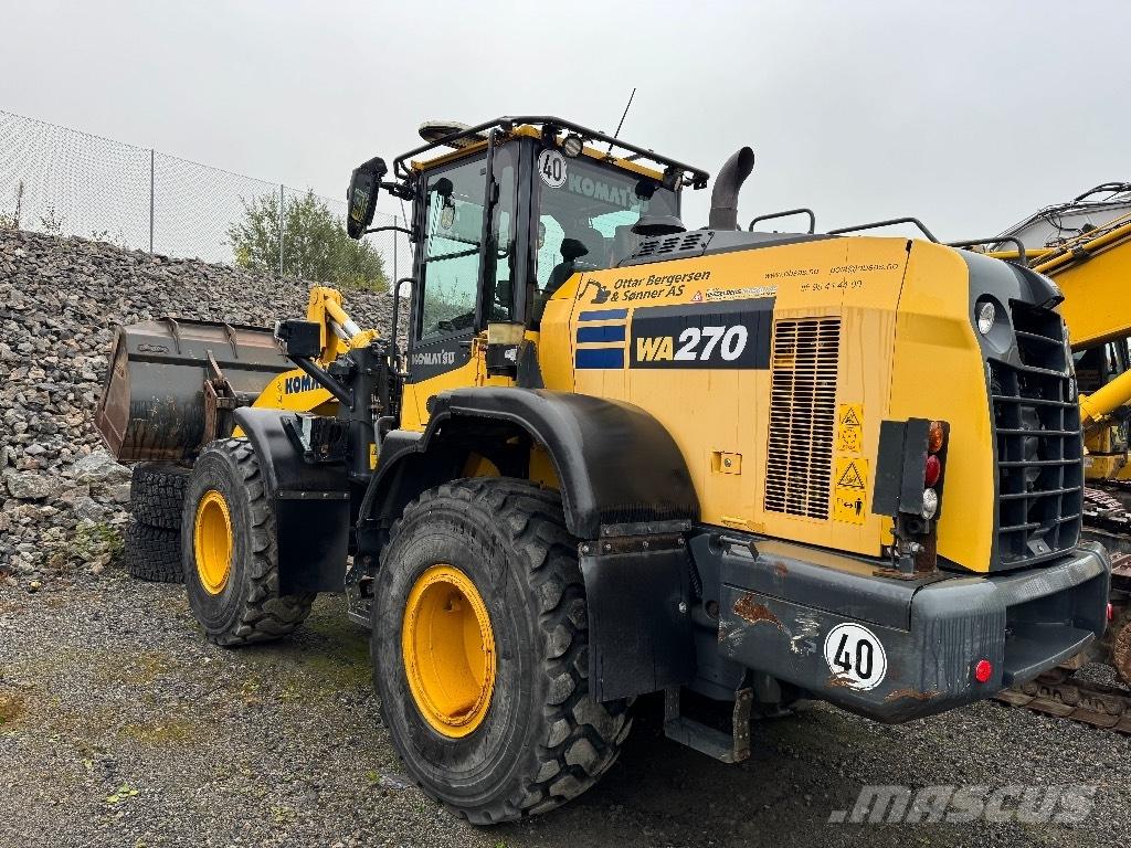 Komatsu WA 270-8 Фронтальные погрузчики