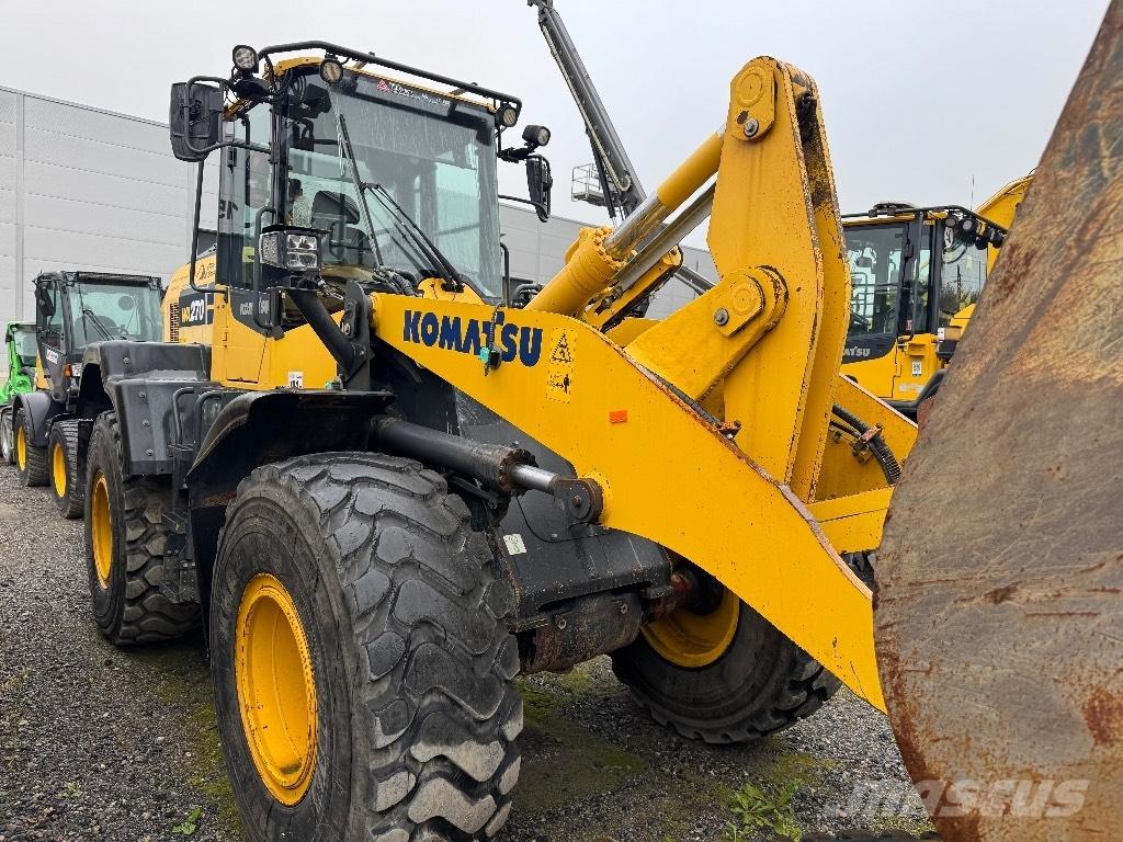 Komatsu WA 270-8 Фронтальные погрузчики