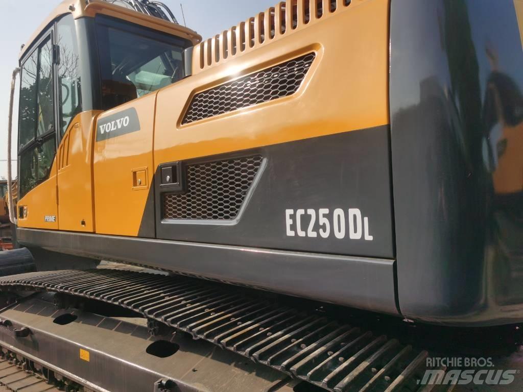 Volvo EC 250 D L Гусеничные экскаваторы