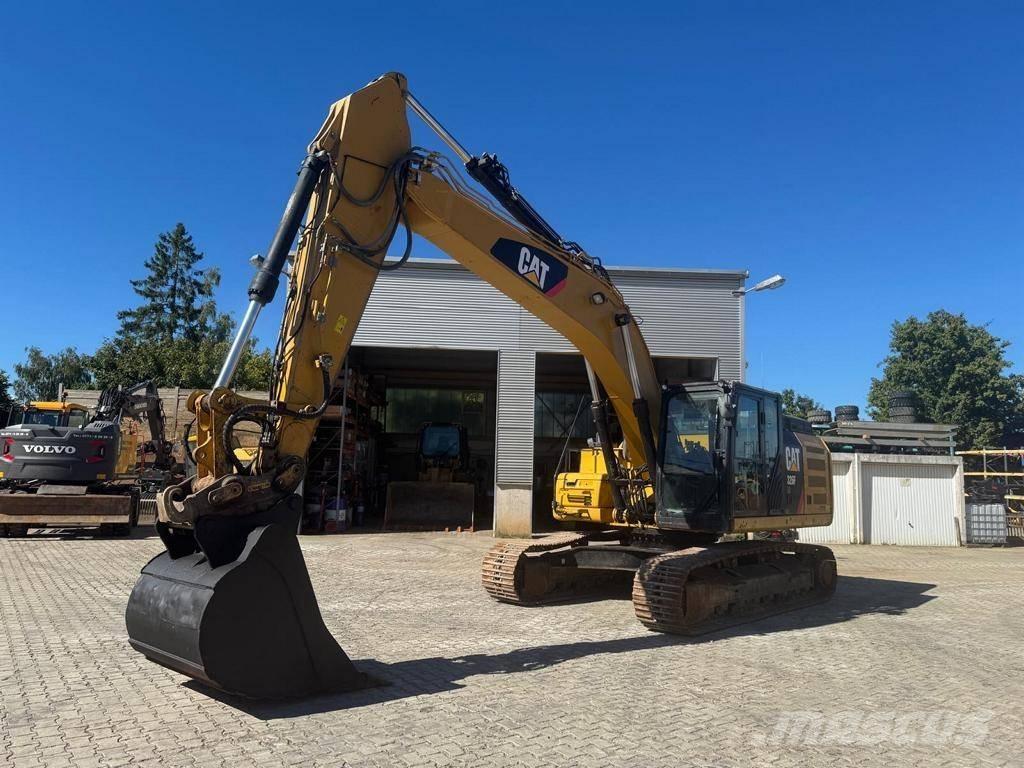 CAT 326 F LN Гусеничные экскаваторы