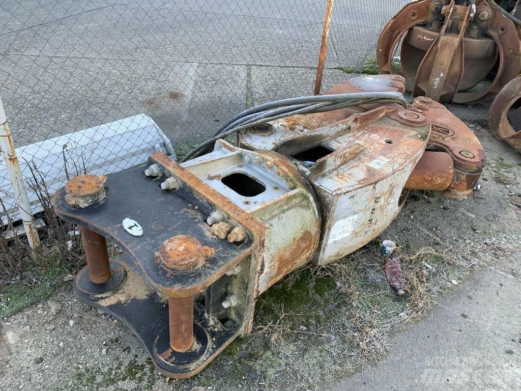 Hammer FR26 Навесные гидробуры