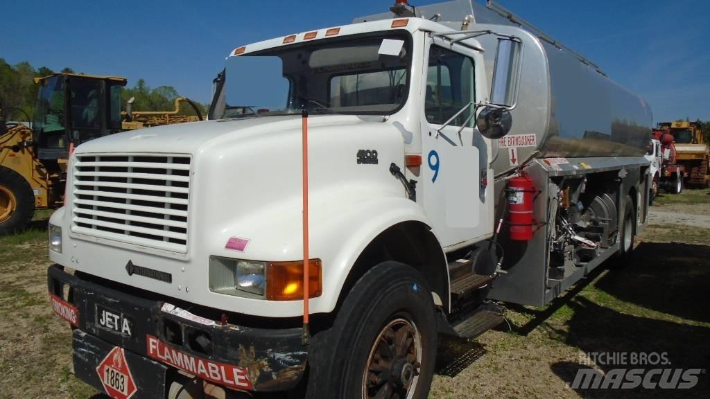 International 4900 Грузовики-цистерны