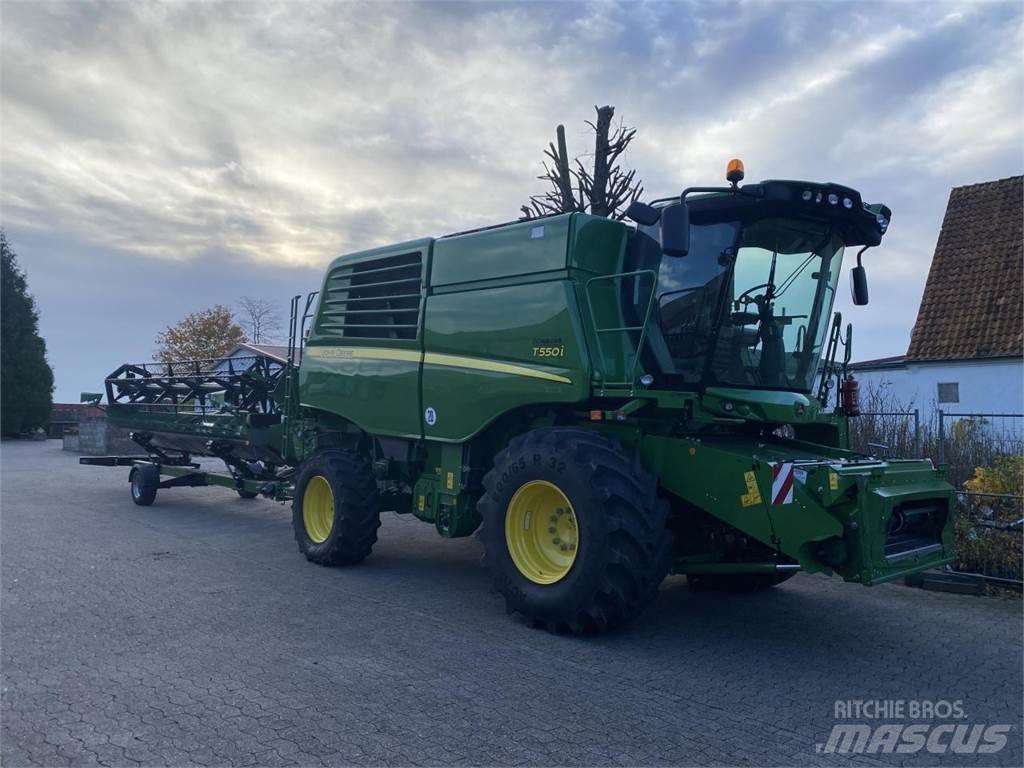 John Deere T550 Зерноуборочные комбайны