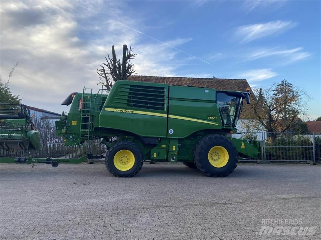 John Deere T550 Зерноуборочные комбайны