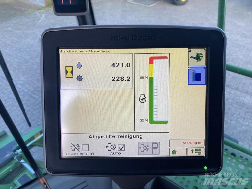 John Deere T550 Зерноуборочные комбайны