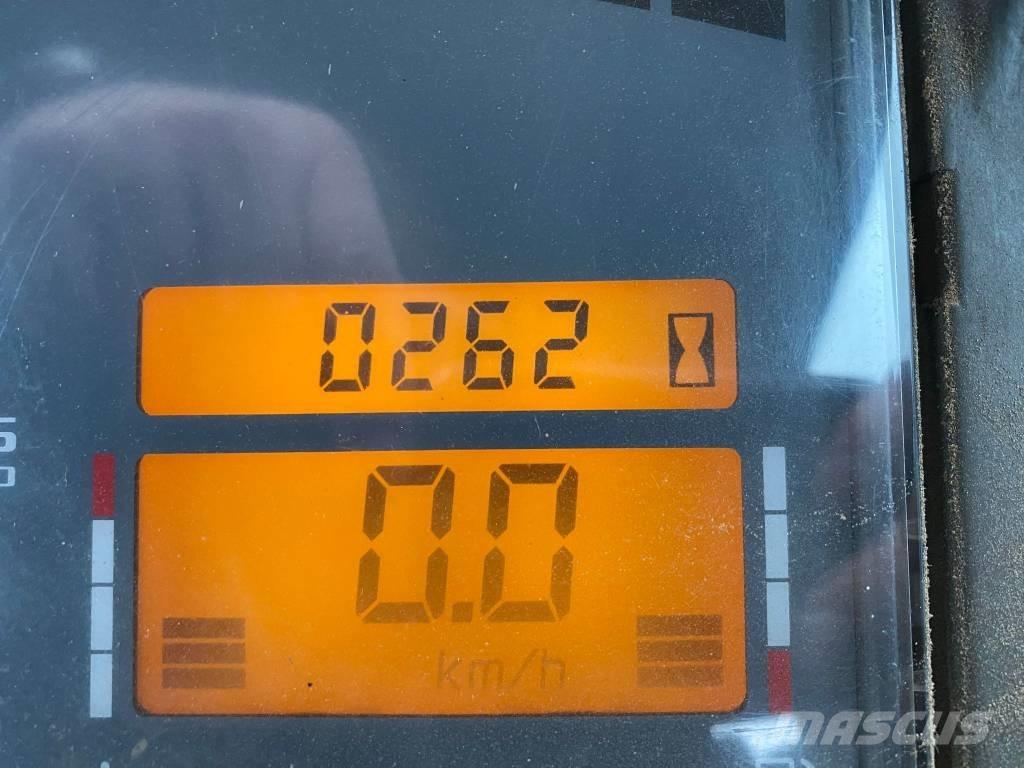 CLAAS Ares 836 RZ Трактора