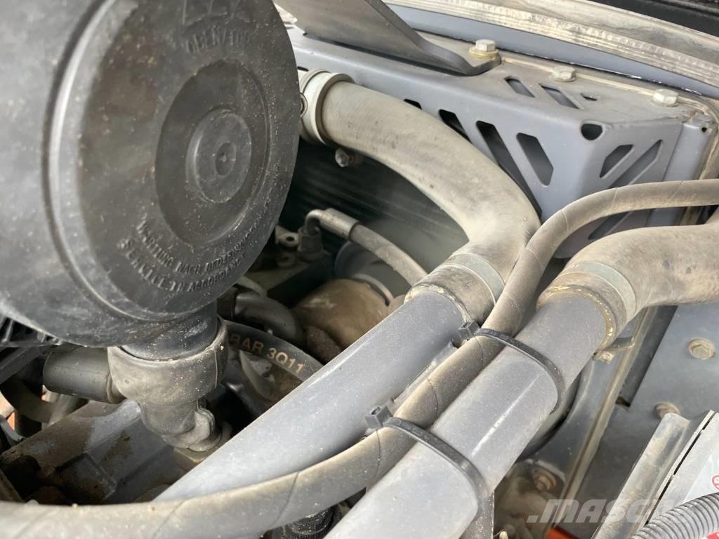 Hamm HD 12 VV Катки тротуарные