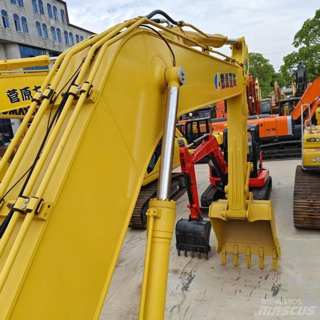 Komatsu PC 220-8 Гусеничные экскаваторы