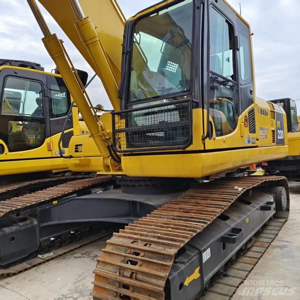 Komatsu PC 220-8 Гусеничные экскаваторы