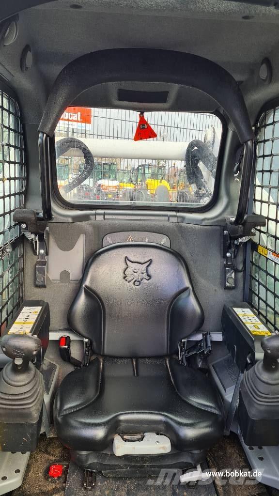 Bobcat T 770 Гусеничные фронтальные погрузчики