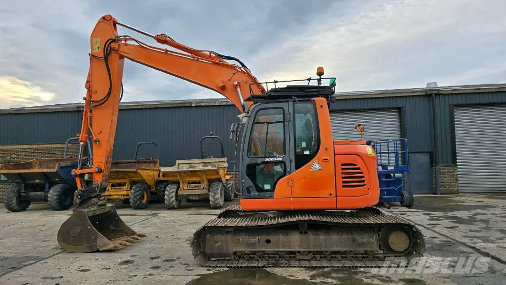 Doosan DX 140 LCR-3 Гусеничные экскаваторы