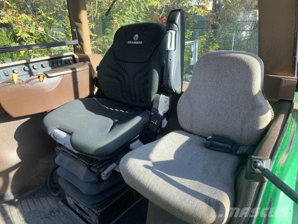 John Deere 8230 Трактора