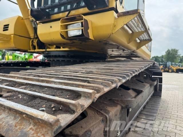 Komatsu PC 210 LC-8 Гусеничные экскаваторы