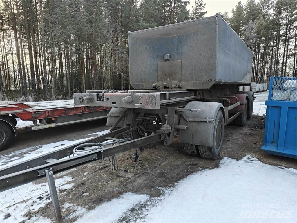  Sorakärry Самосвальные прицепы