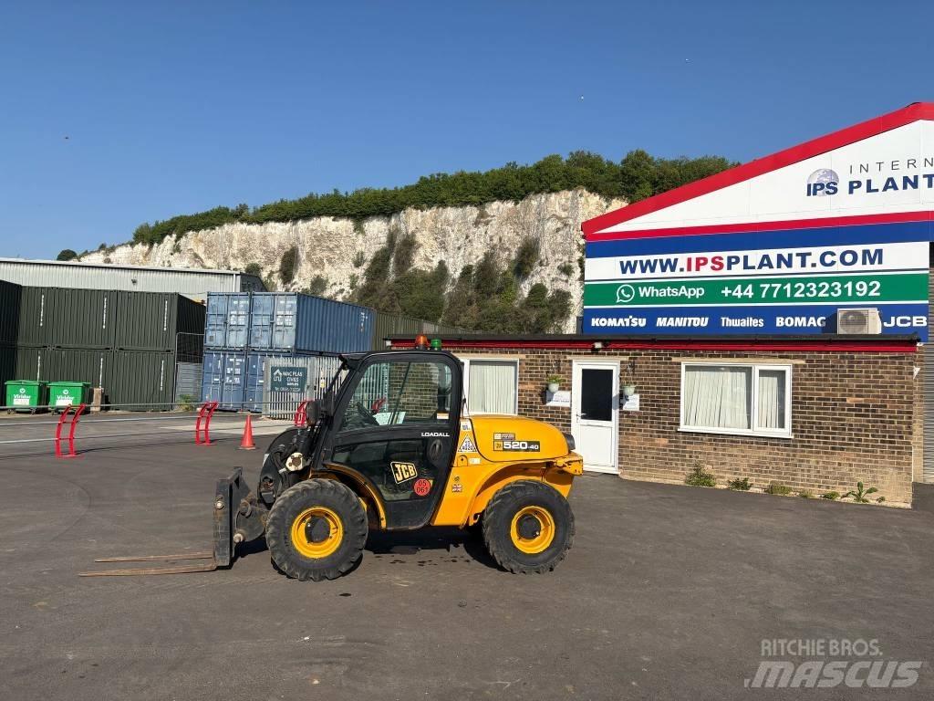 JCB 520-40 Телескопические погрузчики