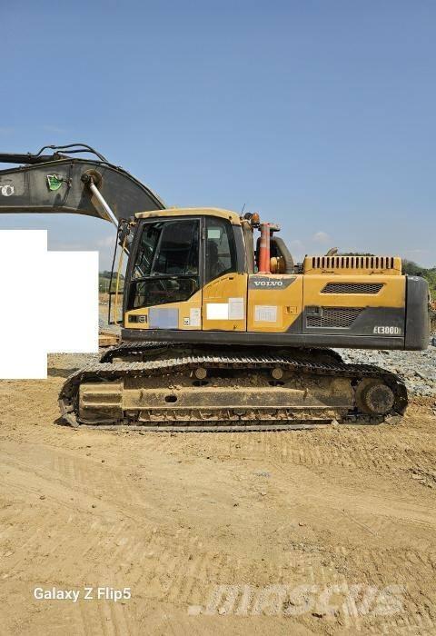 Volvo EC 300 D Гусеничные экскаваторы