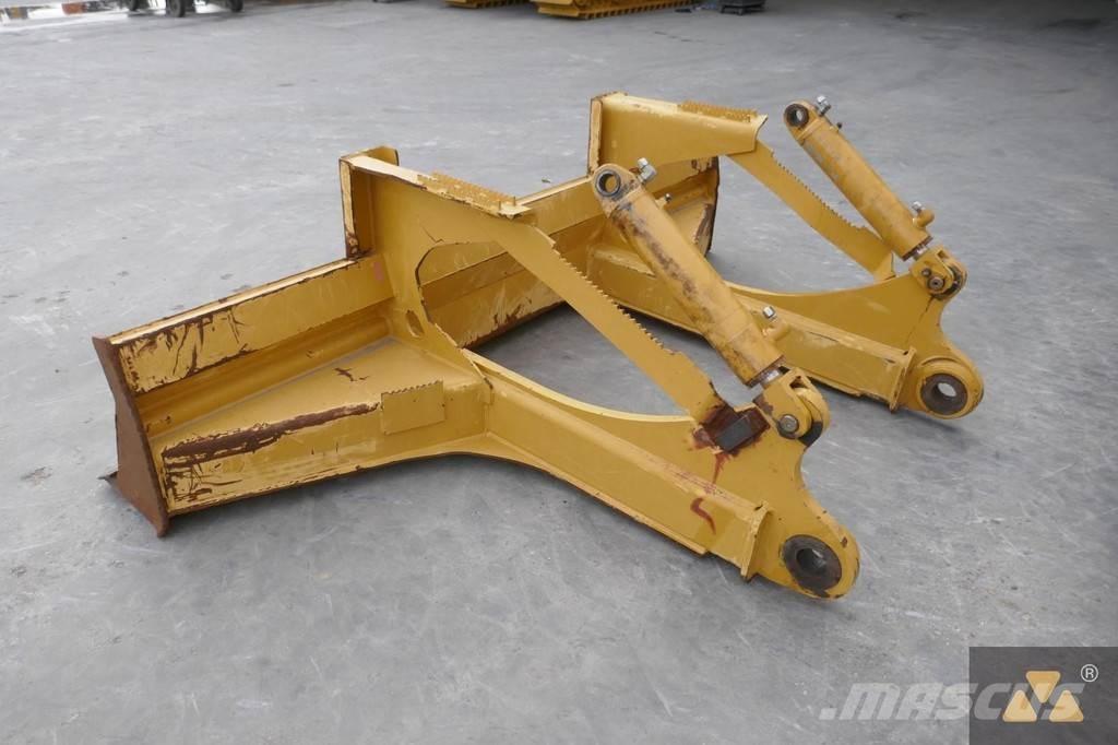 CAT Skidder blade Бульдозерные отвалы