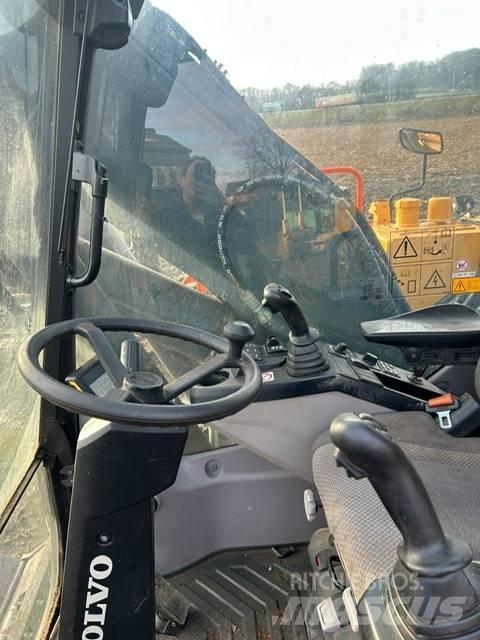 Volvo EW 220 E Колёсные экскаваторы