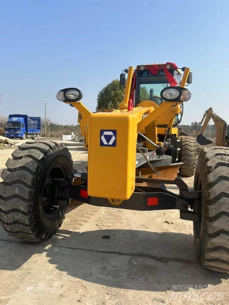 XCMG GR 2153 Грейдеры