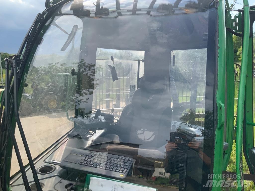 John Deere 1510 E Форвардеры