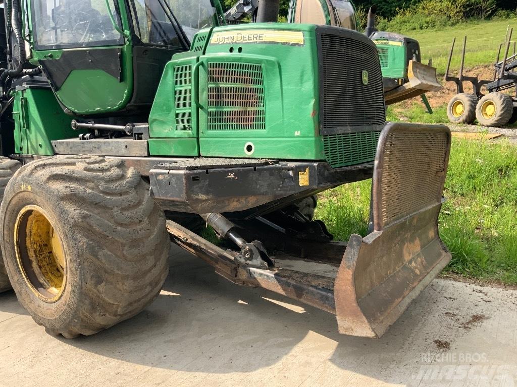 John Deere 1510 E Форвардеры