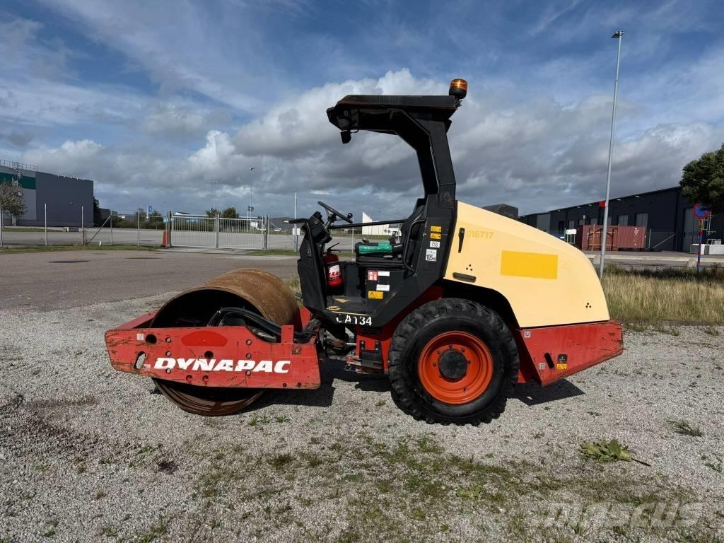 Dynapac CA 134 D Грунтовые катки