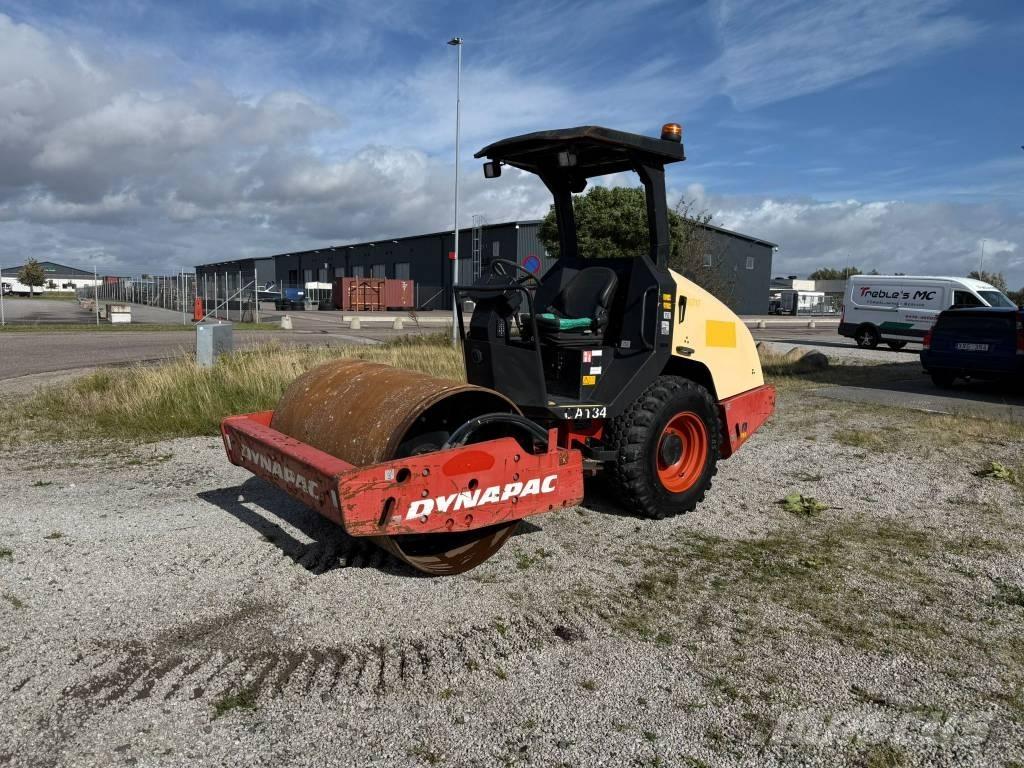 Dynapac CA 134 D Грунтовые катки