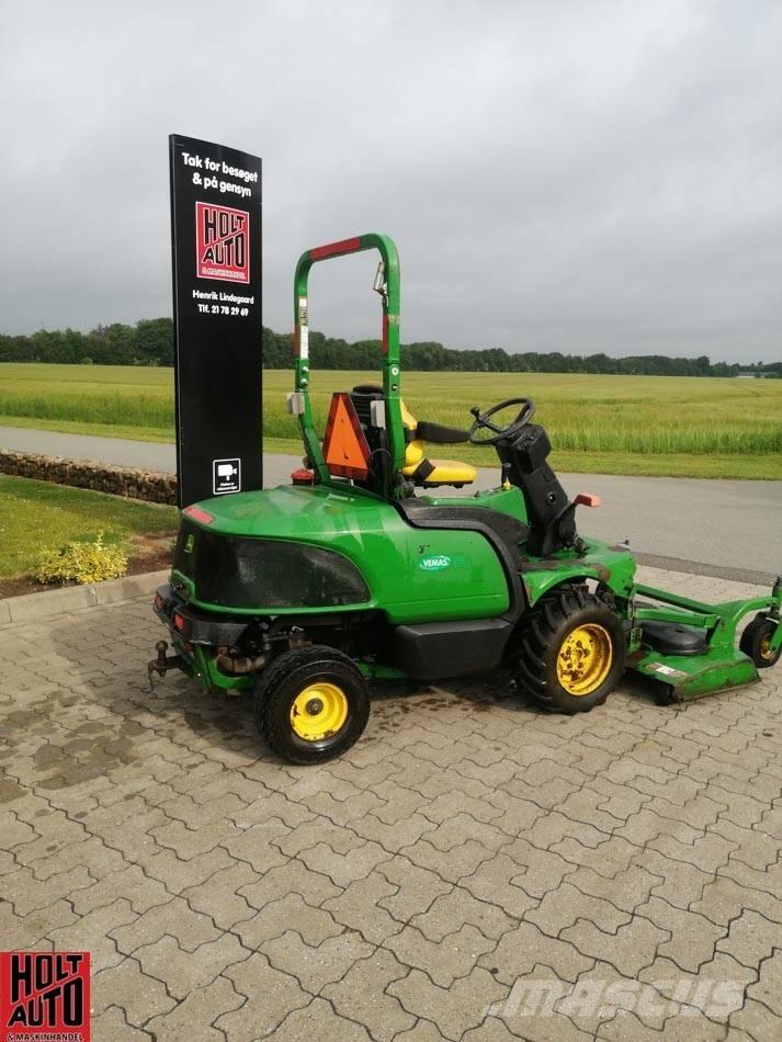 John Deere F 1400 Самоходные газонокосилки