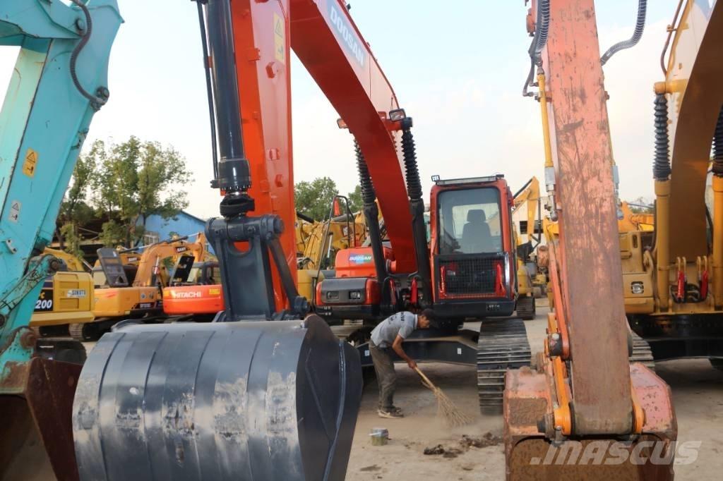 Doosan dx225 Гусеничные экскаваторы