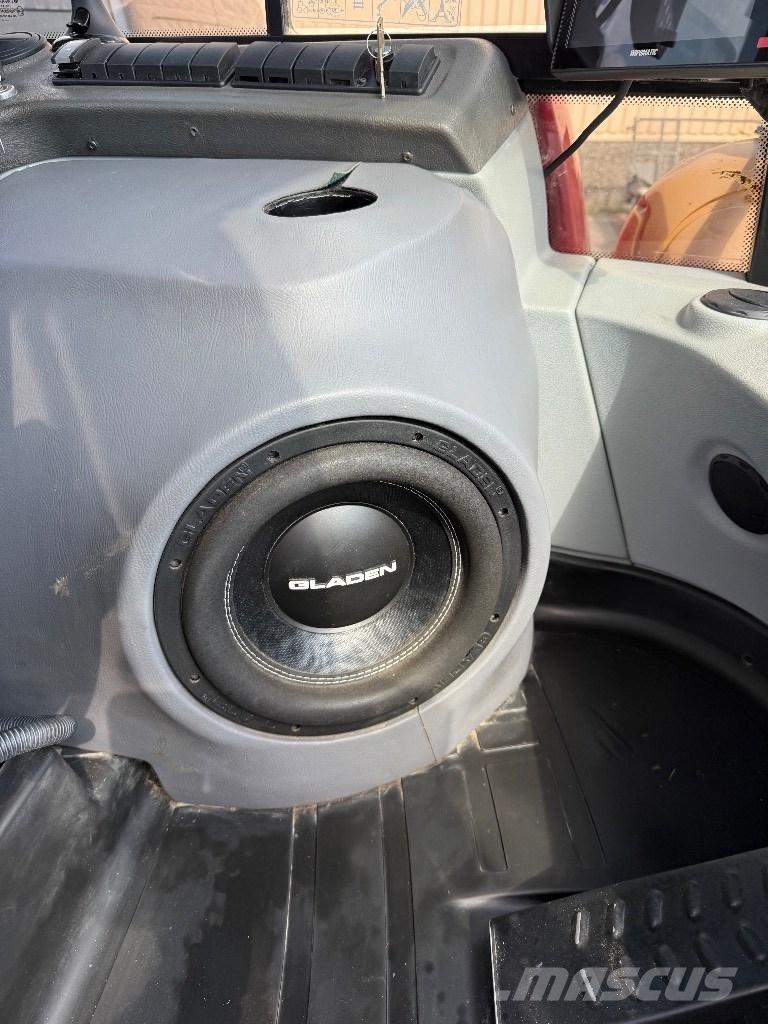 Huddig 1260D Экскаваторы-погрузчики