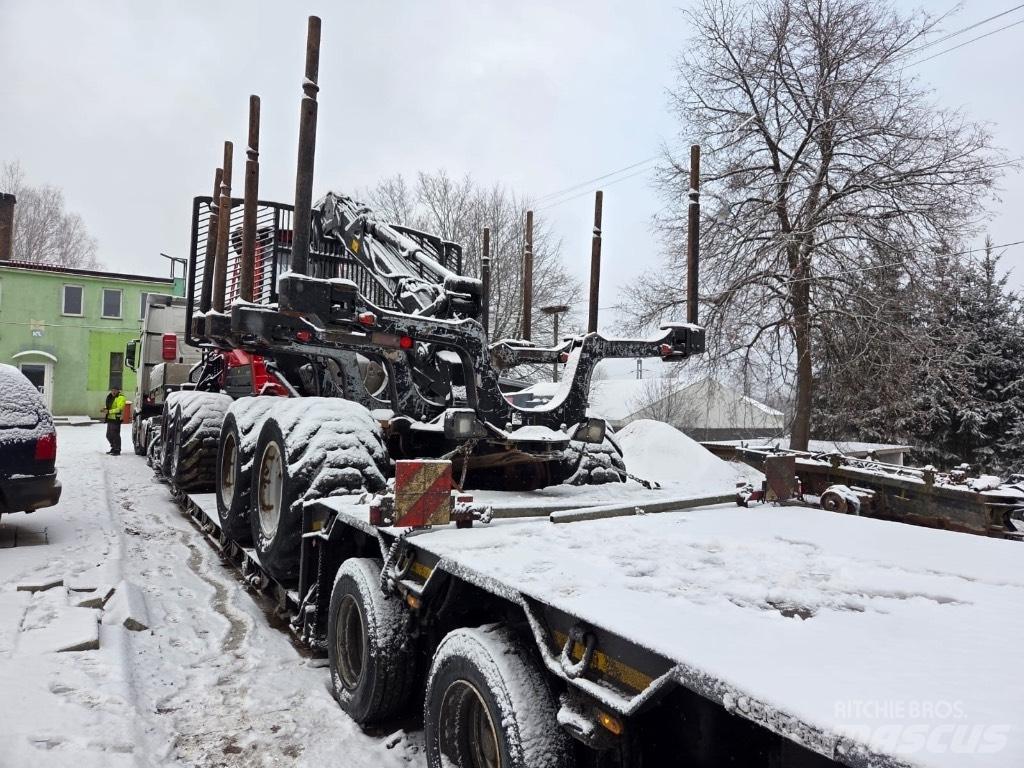 Komatsu 855 Форвардеры