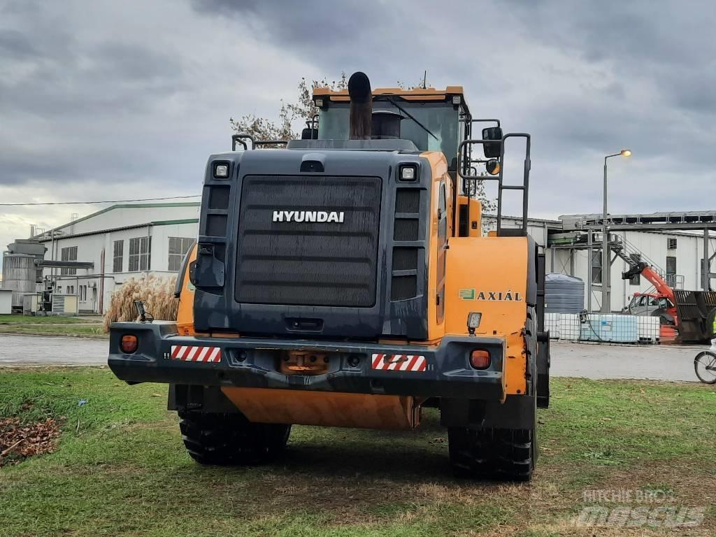 Hyundai HL 980 Фронтальные погрузчики