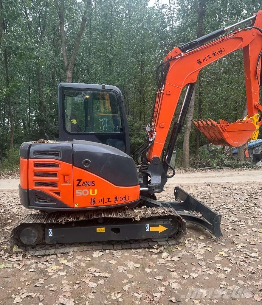 Hitachi ZX 50 U Мини-экскаваторы