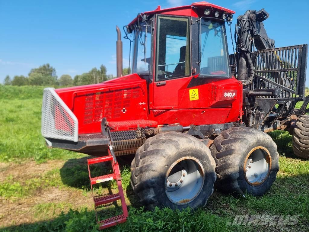 Komatsu 840.4 Форвардеры
