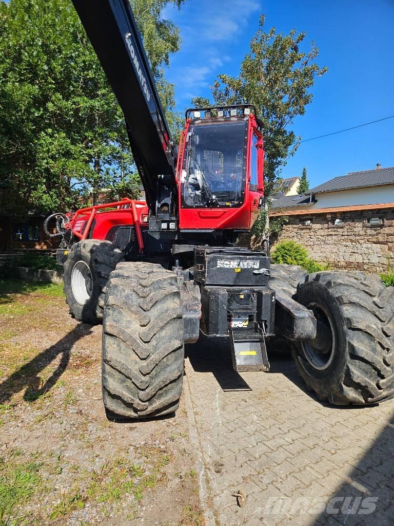 Komatsu 951 Харвестеры