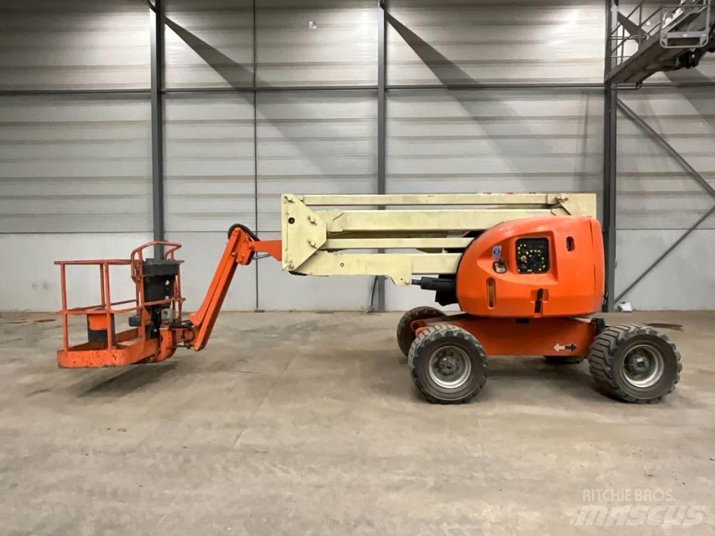 JLG 450 AJ Коленчатые подъемники