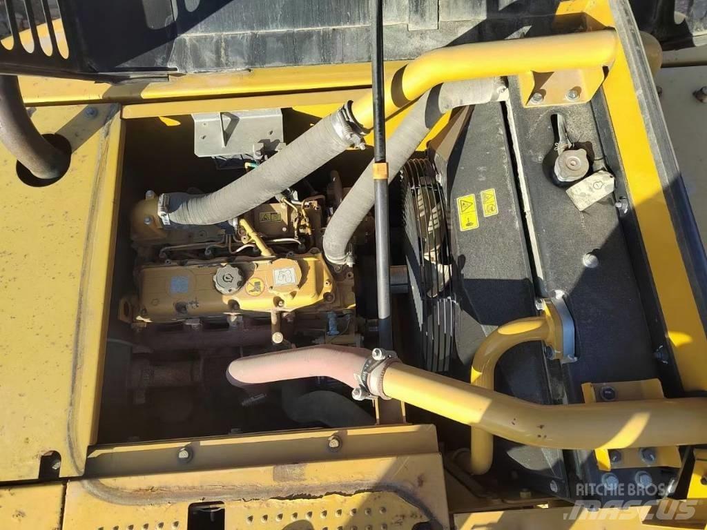 CAT 318 Гусеничные экскаваторы