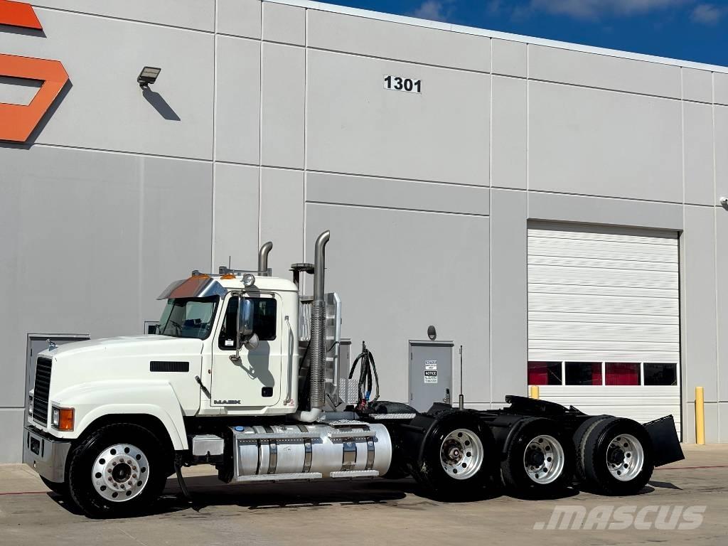 Mack CHU 613 Седельные тягачи
