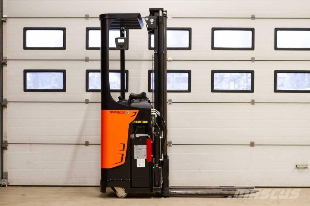 Rocla SST 12 AC Самоходные электроштабелёры